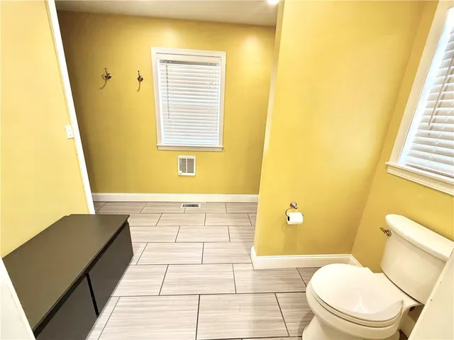 $579,000 | 27119 Southridge Drive, Maryville, MO 64468