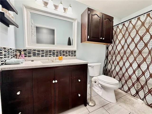 $579,000 | 27119 Southridge Drive, Maryville, MO 64468