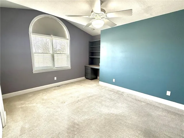 $579,000 | 27119 Southridge Drive, Maryville, MO 64468