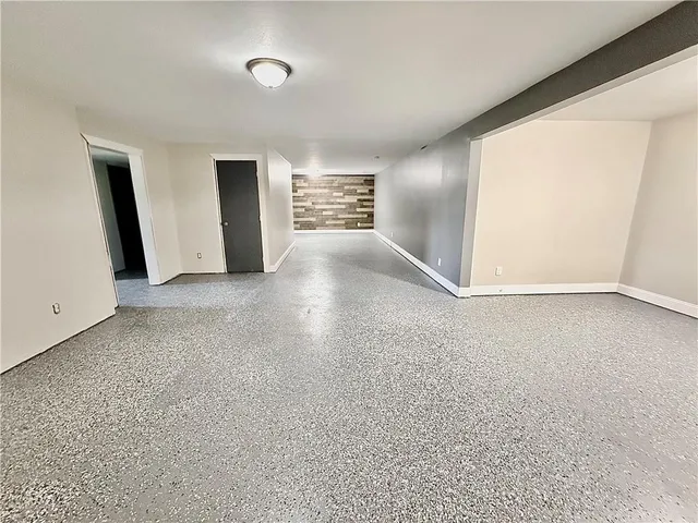 $579,000 | 27119 Southridge Drive, Maryville, MO 64468