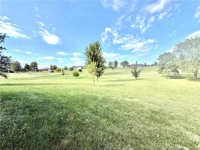 $579,000 | 27119 Southridge Drive, Maryville, MO 64468