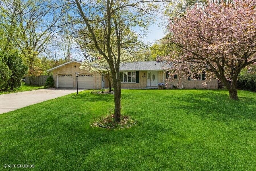 1568 Jasmine Road St. Joseph, MI 49085 - Photo 1 of 24 Front View