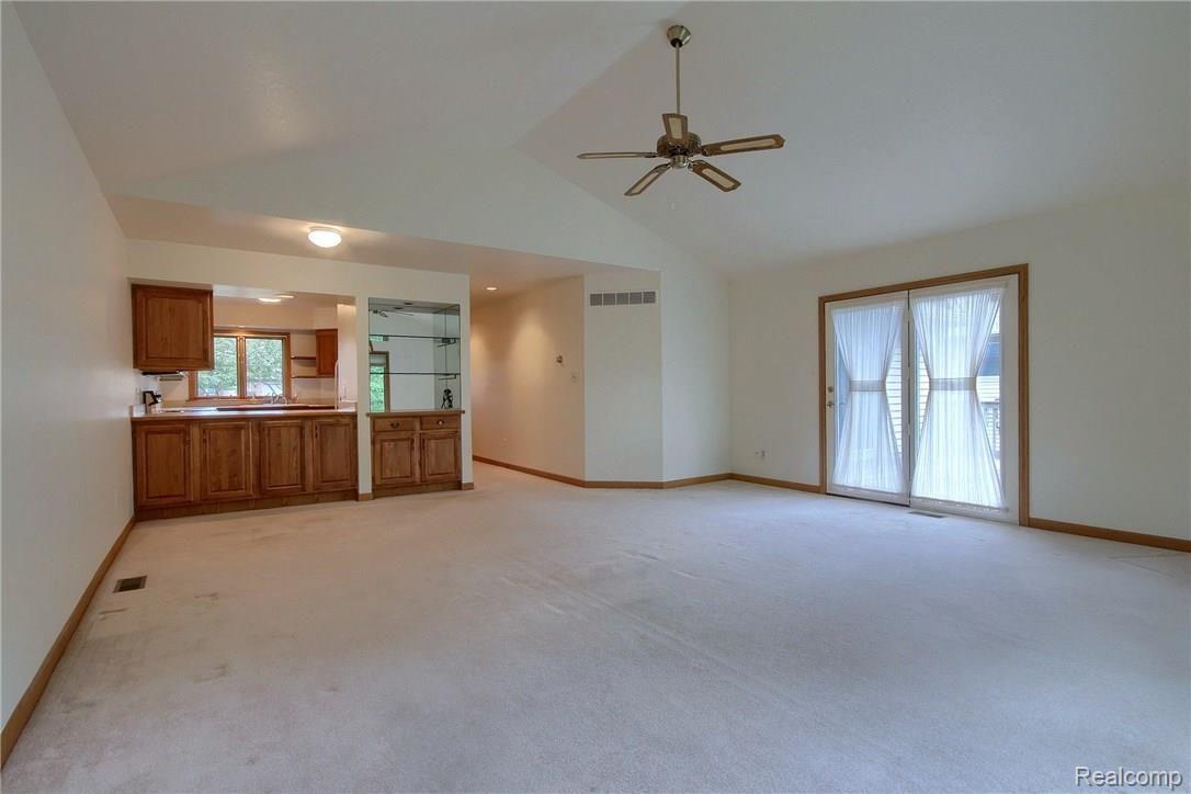 3112 Rivers Edge Drive Wayne, MI 48184 - Photo 9 of 36 Living_Room_3rd_View.jpg