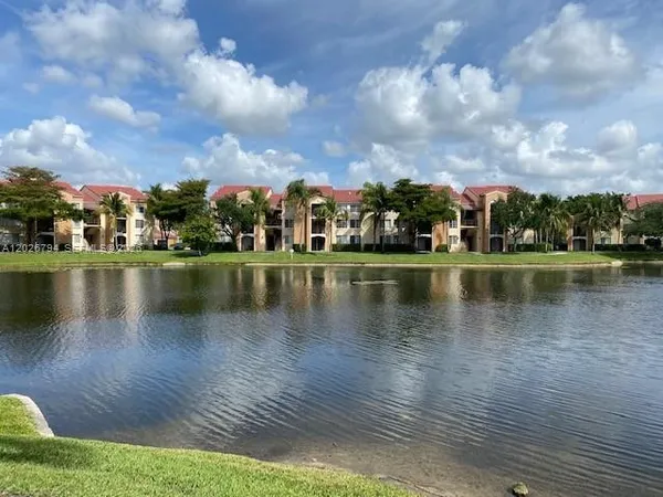 $2,700 | 2051 Renaissance Boulevard, Unit 206, Miramar, FL 33025