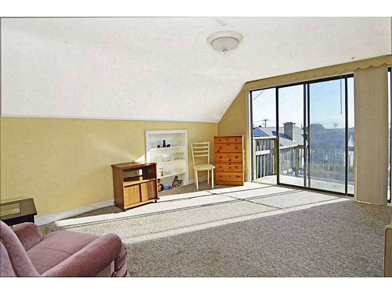 9 Dudley Drive Narragansett, RI 02882 - Photo 15 of 25 Den/Family/Great Room.