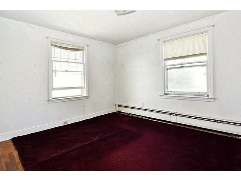 9 Dudley Drive Narragansett, RI 02882 - Photo 18 of 25 Bedroom.