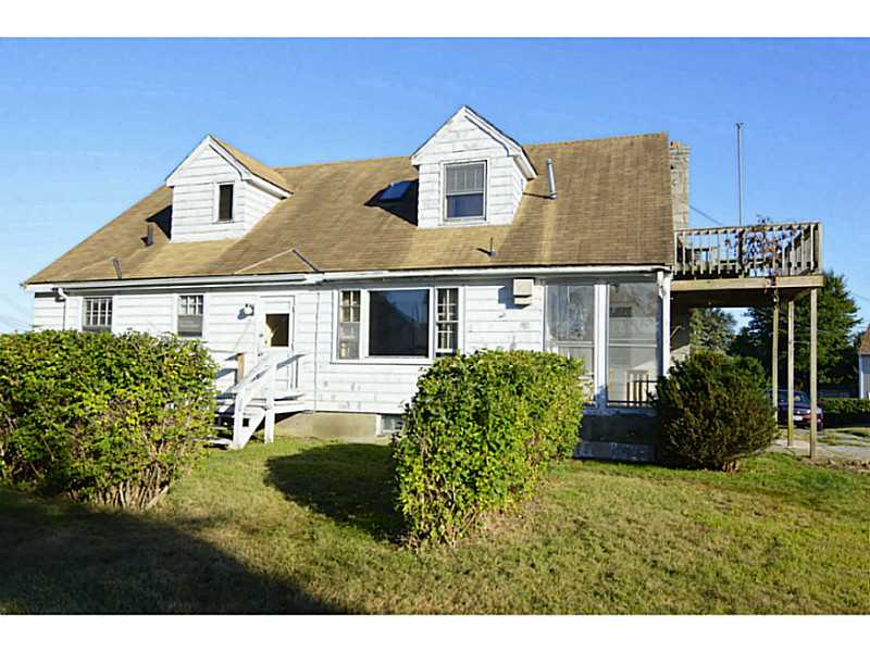 9 Dudley Drive Narragansett, RI 02882 - Photo 2 of 25 Exterior Back.