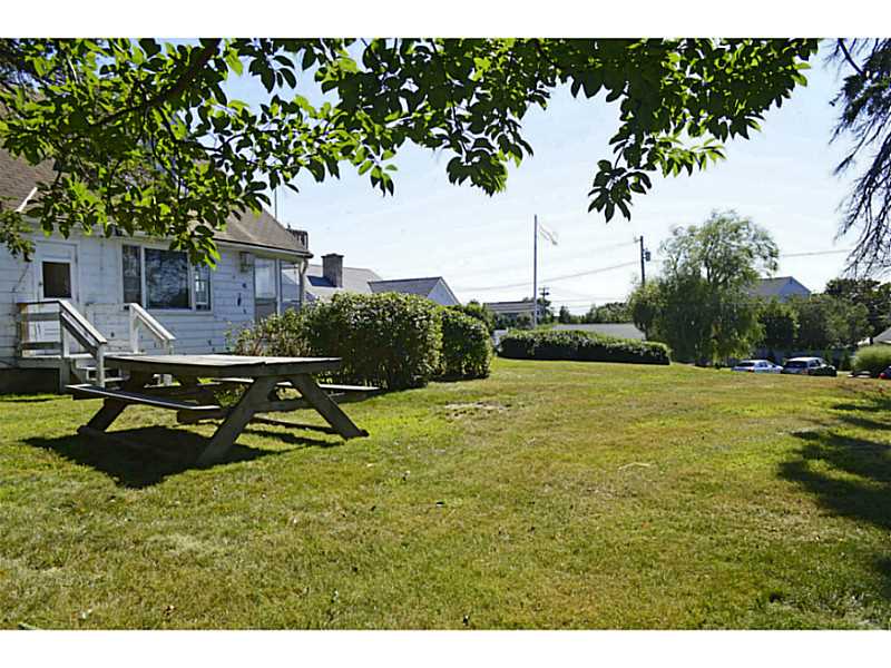 9 Dudley Drive Narragansett, RI 02882 - Photo 7 of 25 Yard/Garden.
