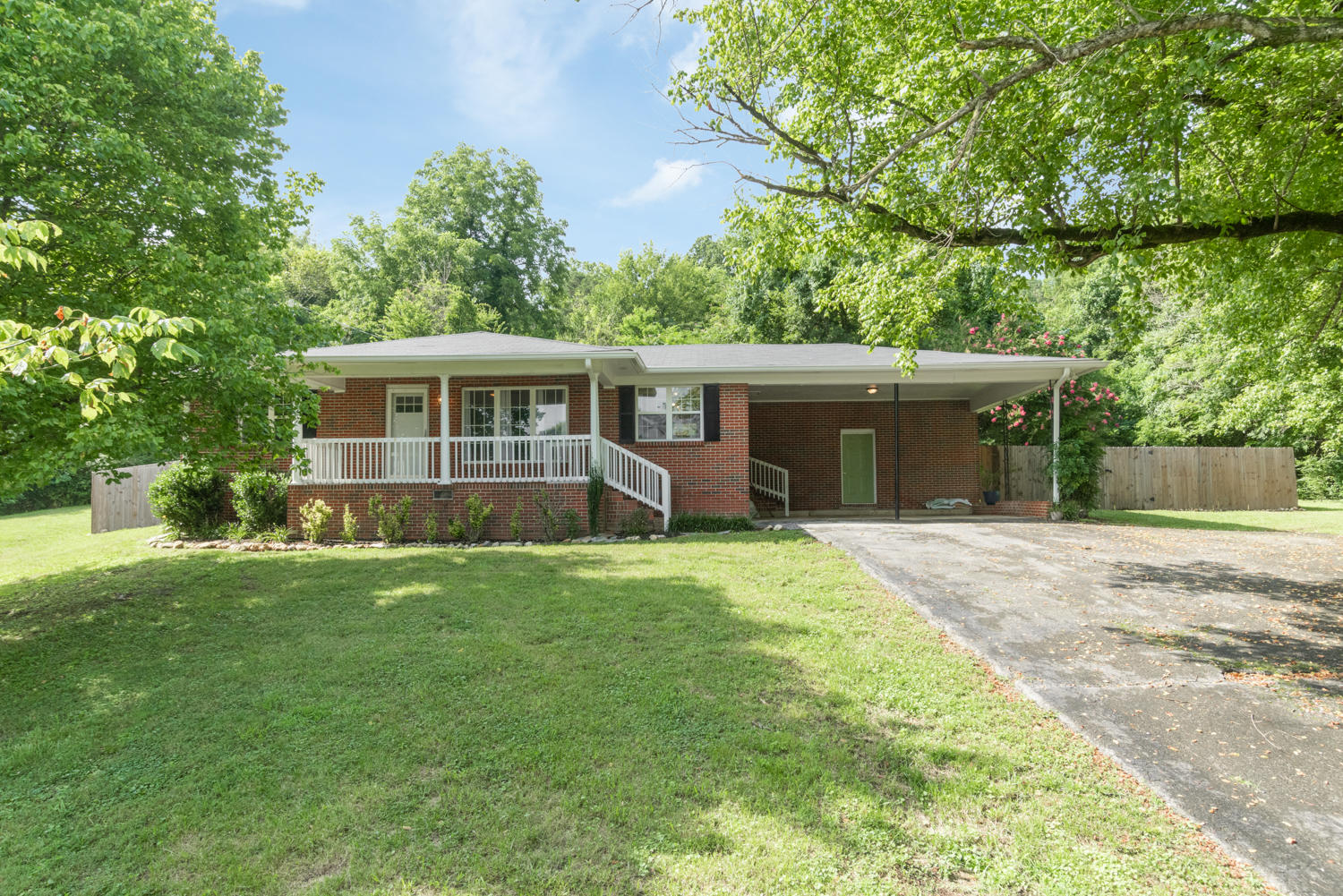 8823 Igou Gap Road Chattanooga, TN 37421 - Photo 1 of 30 8823_Igou_Gap_Rd_01