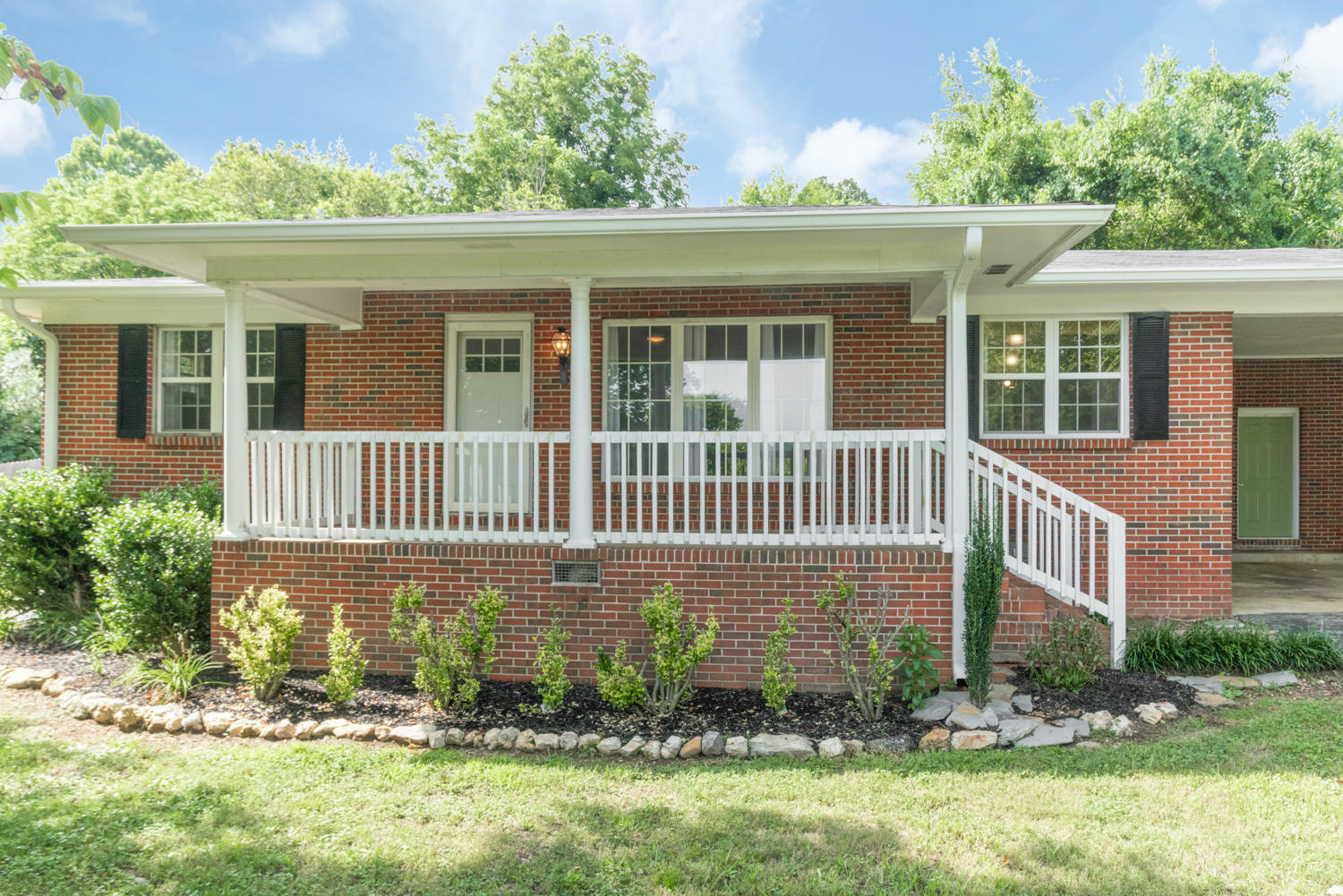 8823 Igou Gap Road Chattanooga, TN 37421 - Photo 3 of 30 8823_Igou_Gap_Rd_02