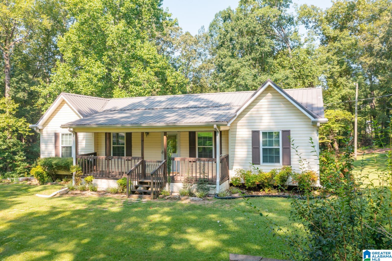 2136 Morton Road Warrior, AL 35180 - Photo 4 of 34
