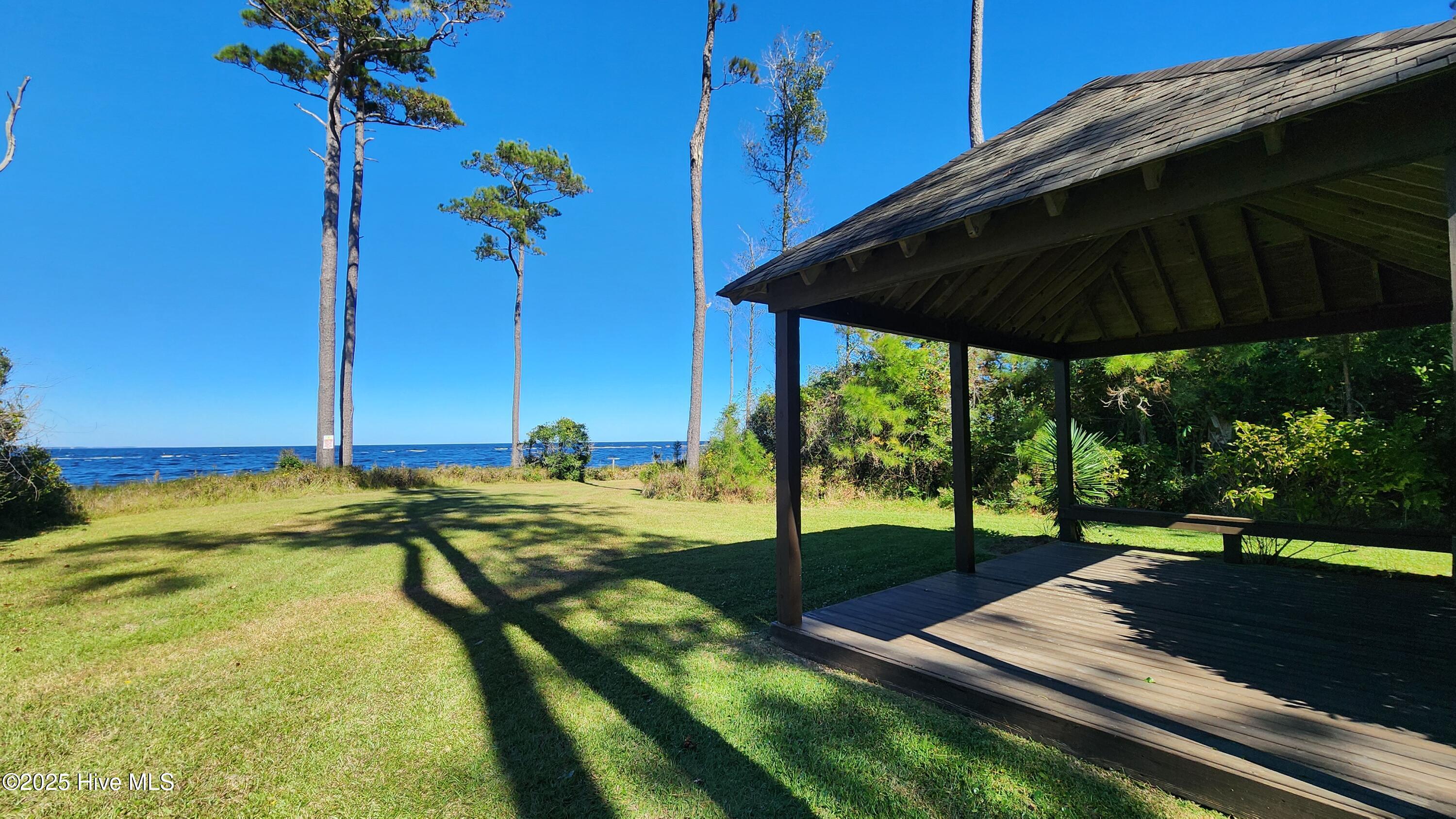 112 Sandy Point Drive Beaufort, NC 28516 - Photo 15 of 27 20241018_143025
