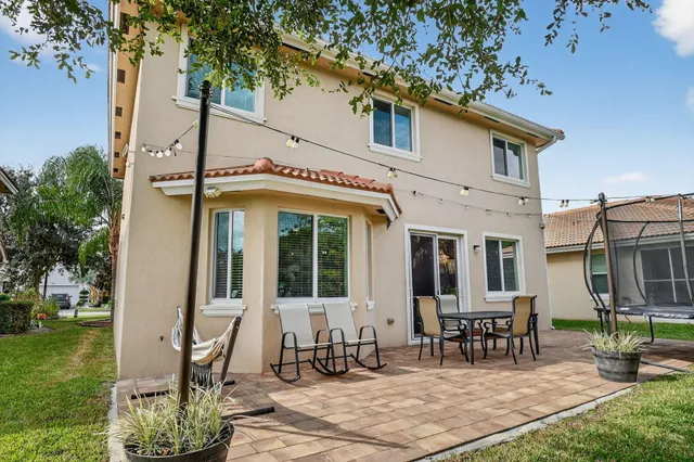 $549,000 | 830 Palm Tree Lane, West Palm Beach, FL 33415