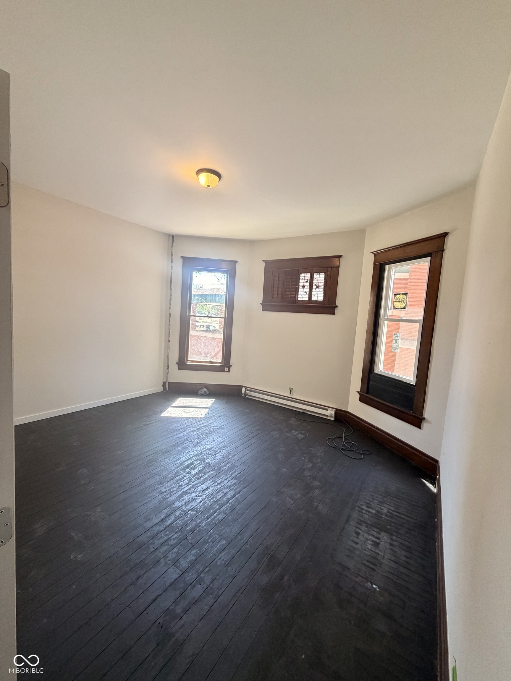 1015 Delaware Street Anderson, IN 46016 - Photo 11 of 33