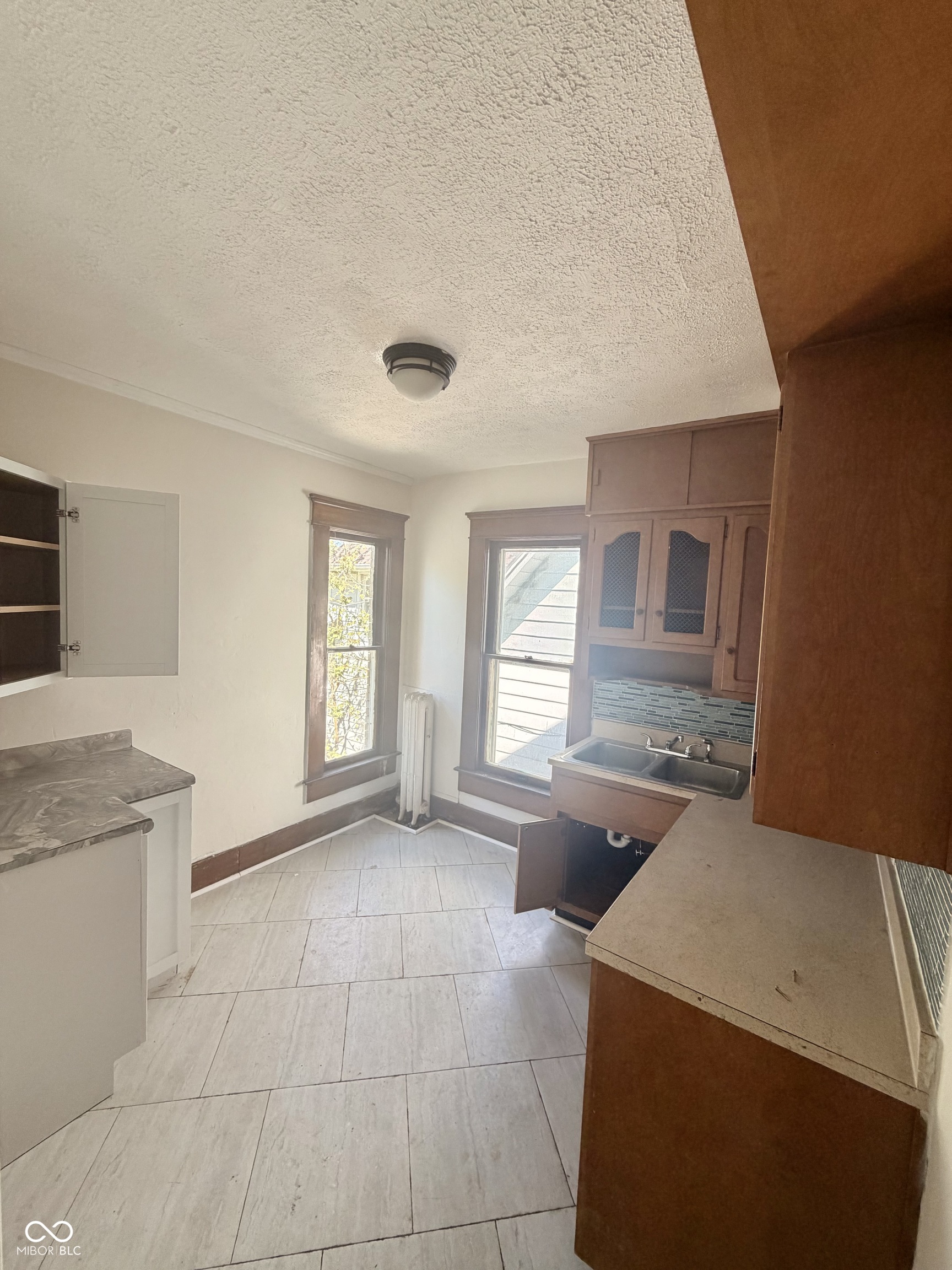 1015 Delaware Street Anderson, IN 46016 - Photo 25 of 33