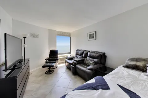 $559,000 | 155 North Harbor Drive, Unit 3910, Chicago, IL 60601