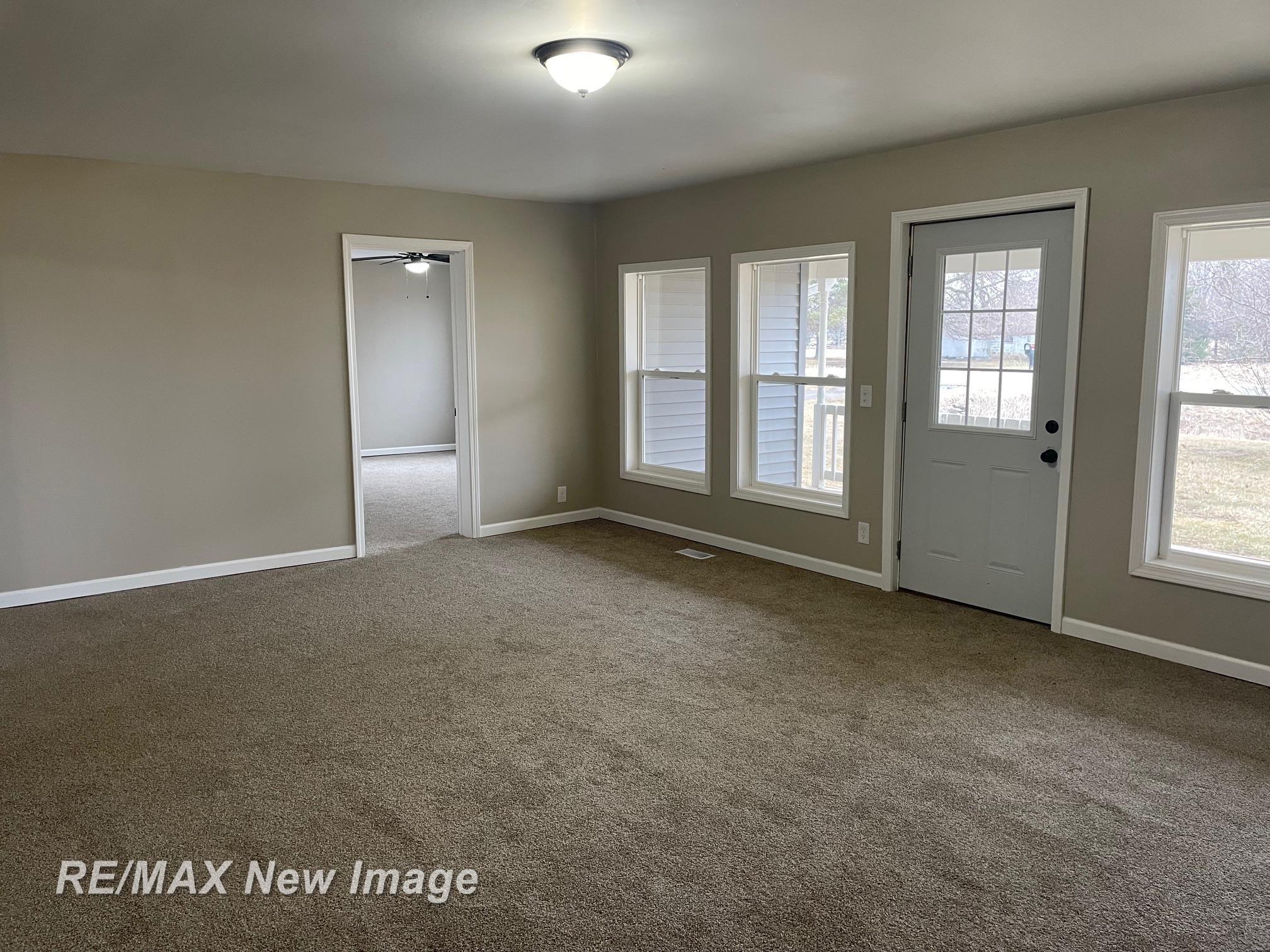 3874 East Kent Road Freeland, MI 48623 - Photo 8 of 28