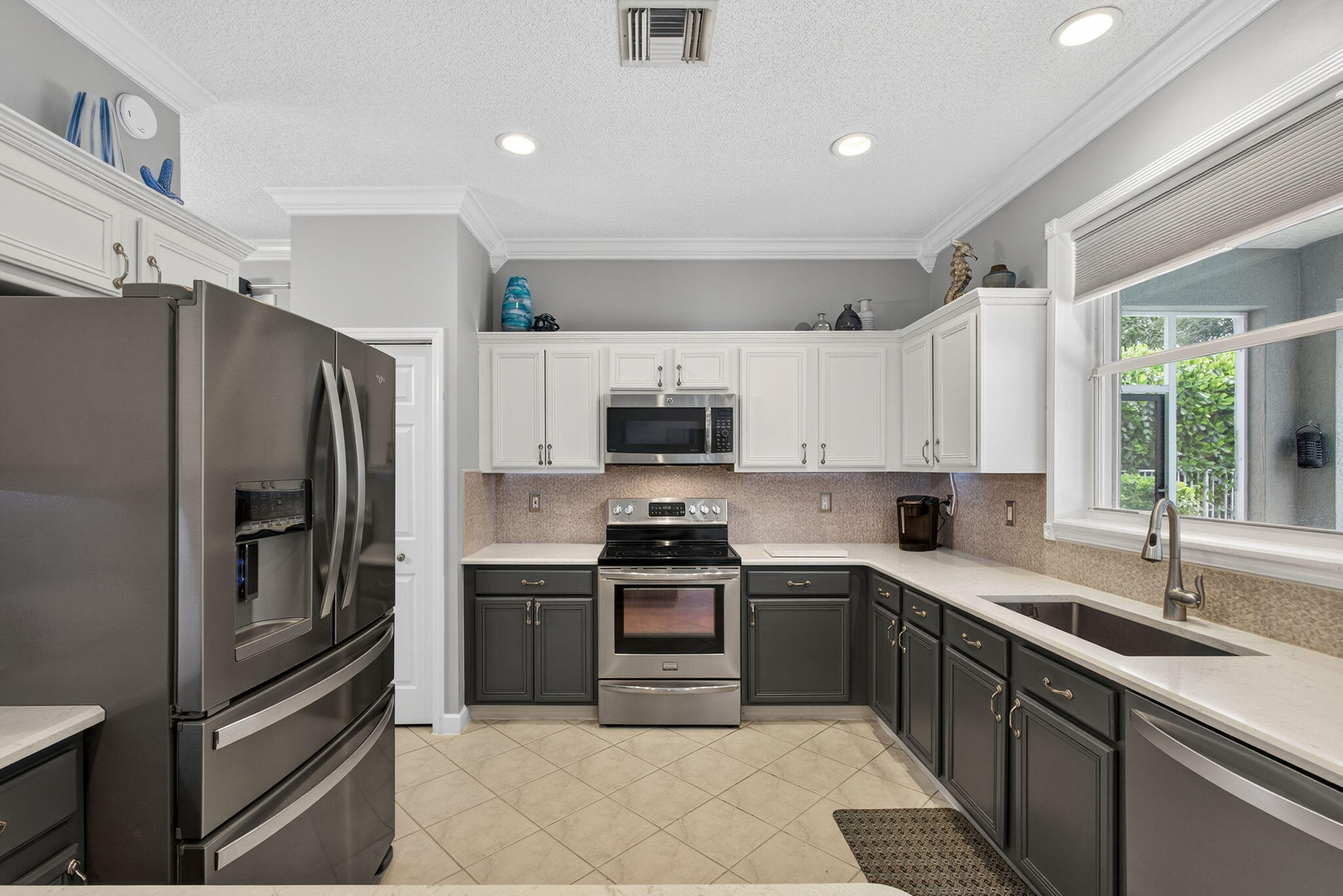 3738 Old Lighthouse Circle, Unit SEASON RENTAL) Wellington, FL 33414 - Photo 21 of 131 19-web-or-mls-BS1A2788