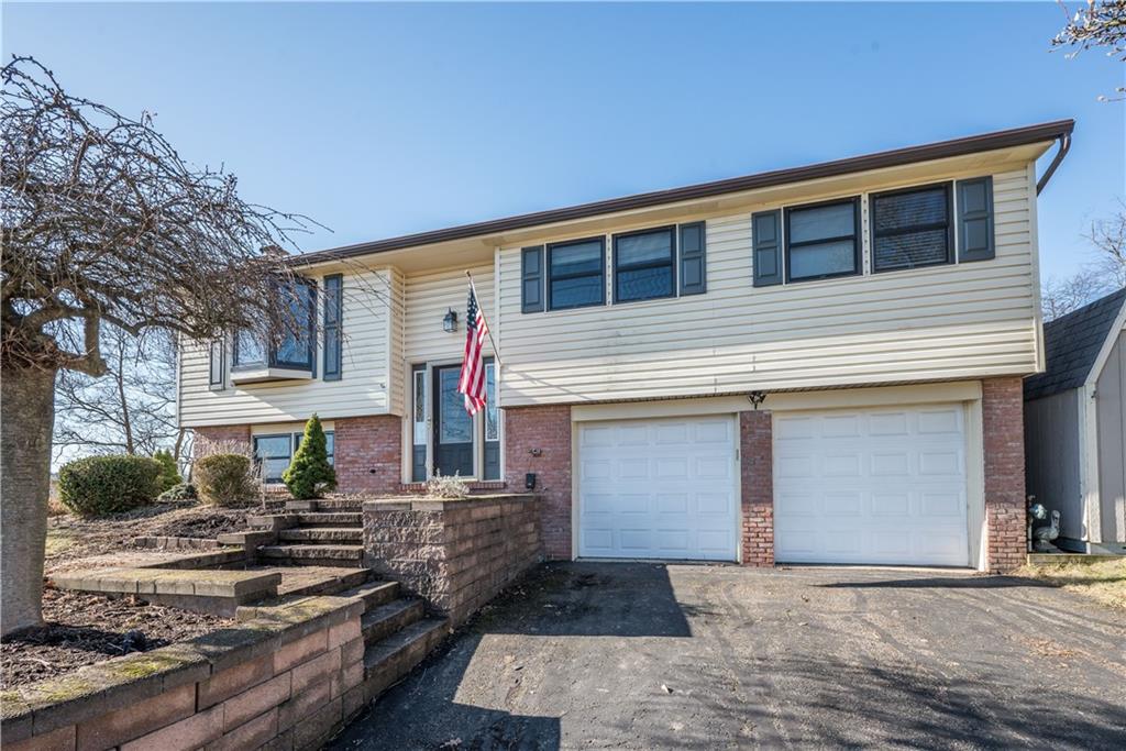 703 Meadowbrook Road Trafford, PA 15085 - Photo 4 of 50 Gallery Image 4