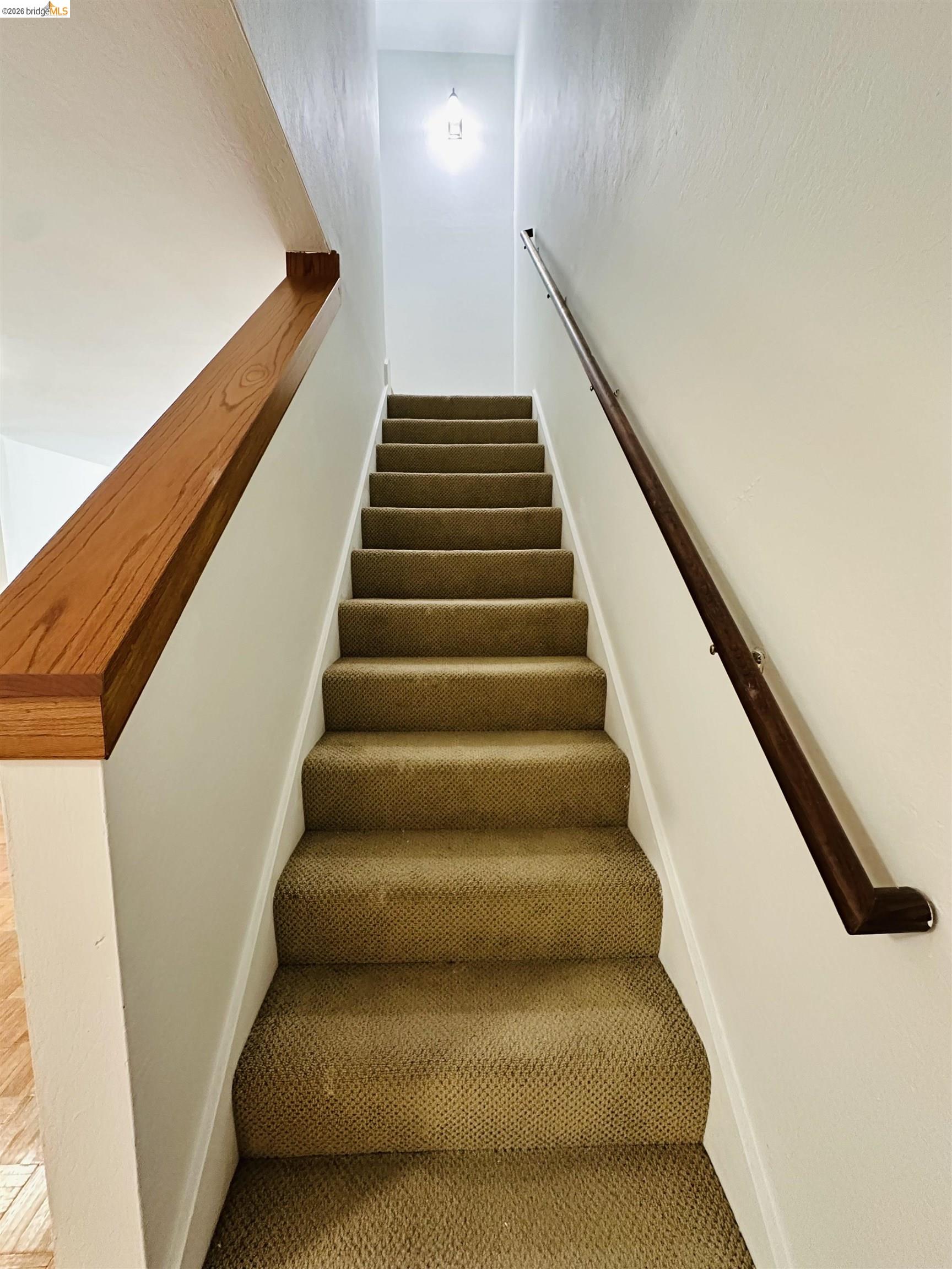 9005 Alcosta Boulevard, Unit 189 San Ramon, CA 94583 - Photo 16 of 20 View of stairs