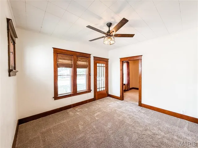 $235,000 | 977 West St Louis Street, Nashville, IL 62263