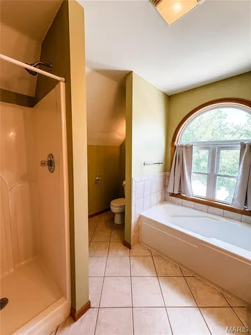 $235,000 | 977 West St Louis Street, Nashville, IL 62263