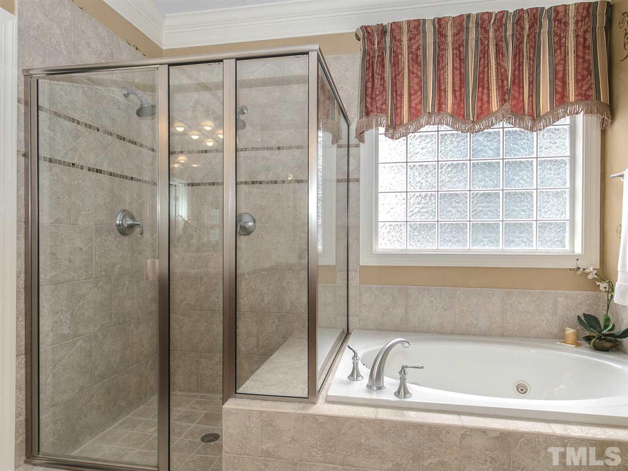 2725 Peachleaf Street Raleigh, NC 27614 - Photo 13 of 25 Jacuzzi Tub and Separate Shower