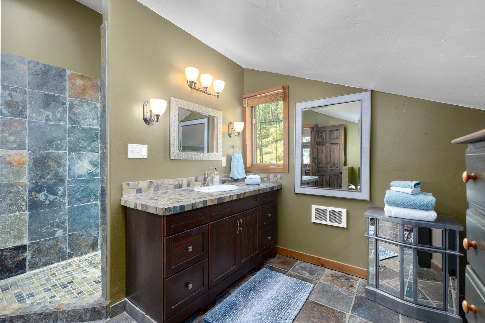 705 Angel Pt Road Lakeside, MT 59922 - Photo 28 of 29 Gallery Image 28