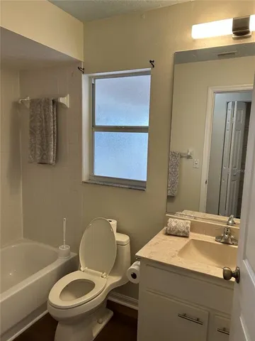 $2,600 | 2877 56th Ave Circle East, Bradenton, FL 34203