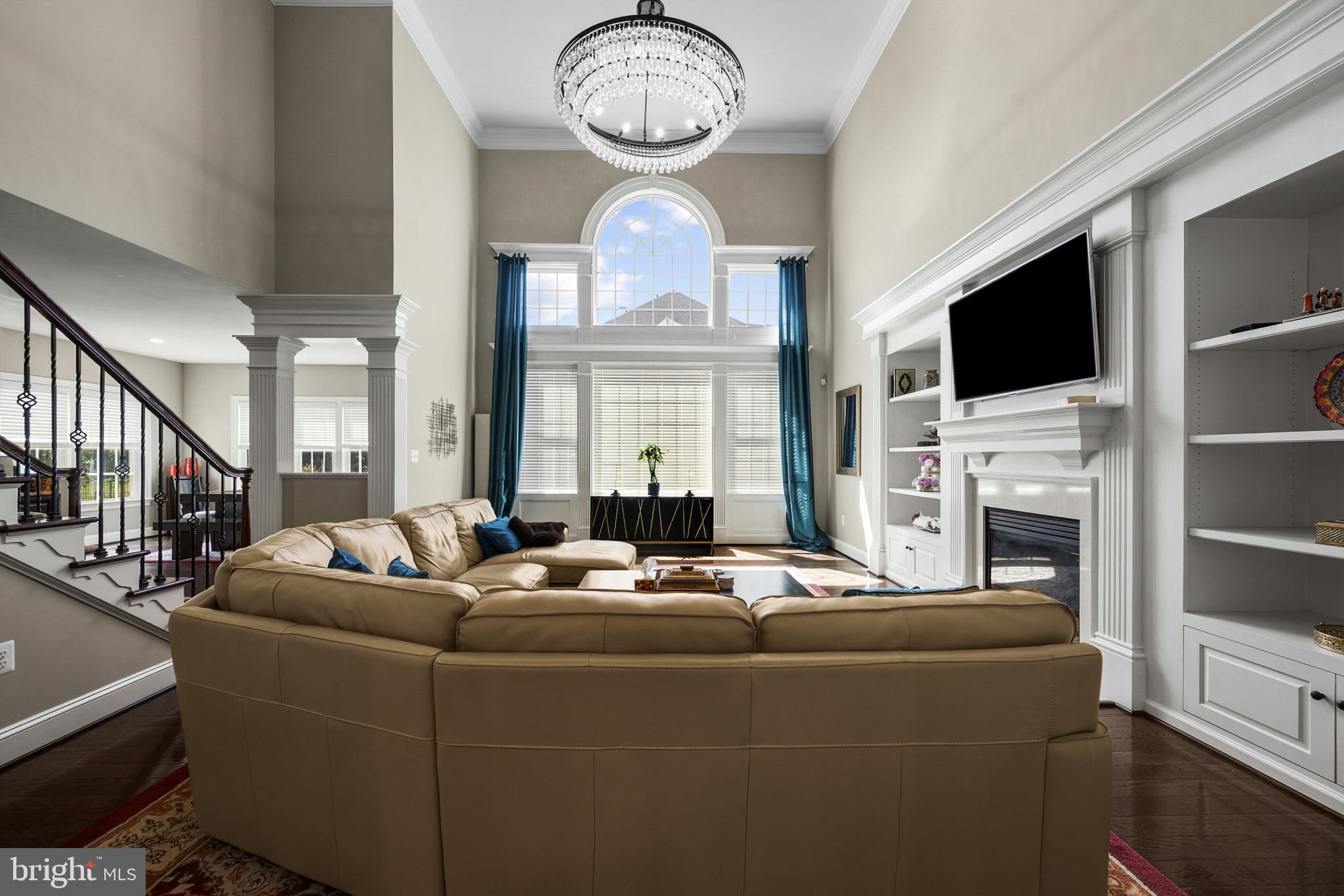 26727 Fair Hope Way Chantilly, VA 20152 - Photo 14 of 53 Family Room