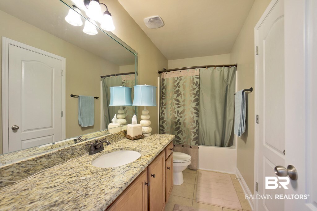 3423 Bristlecone Drive Mobile, AL 36693 - Photo 21 of 30 2nd Floor Hall Bath