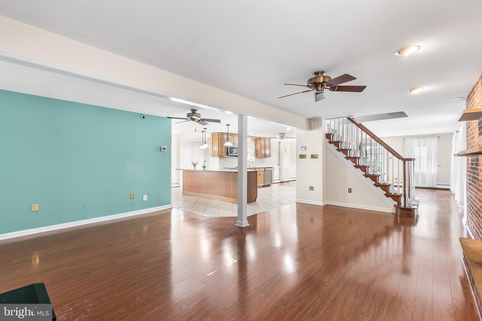 2747 Springhill Road Secane, PA 19018 - Photo 7 of 40 Family room