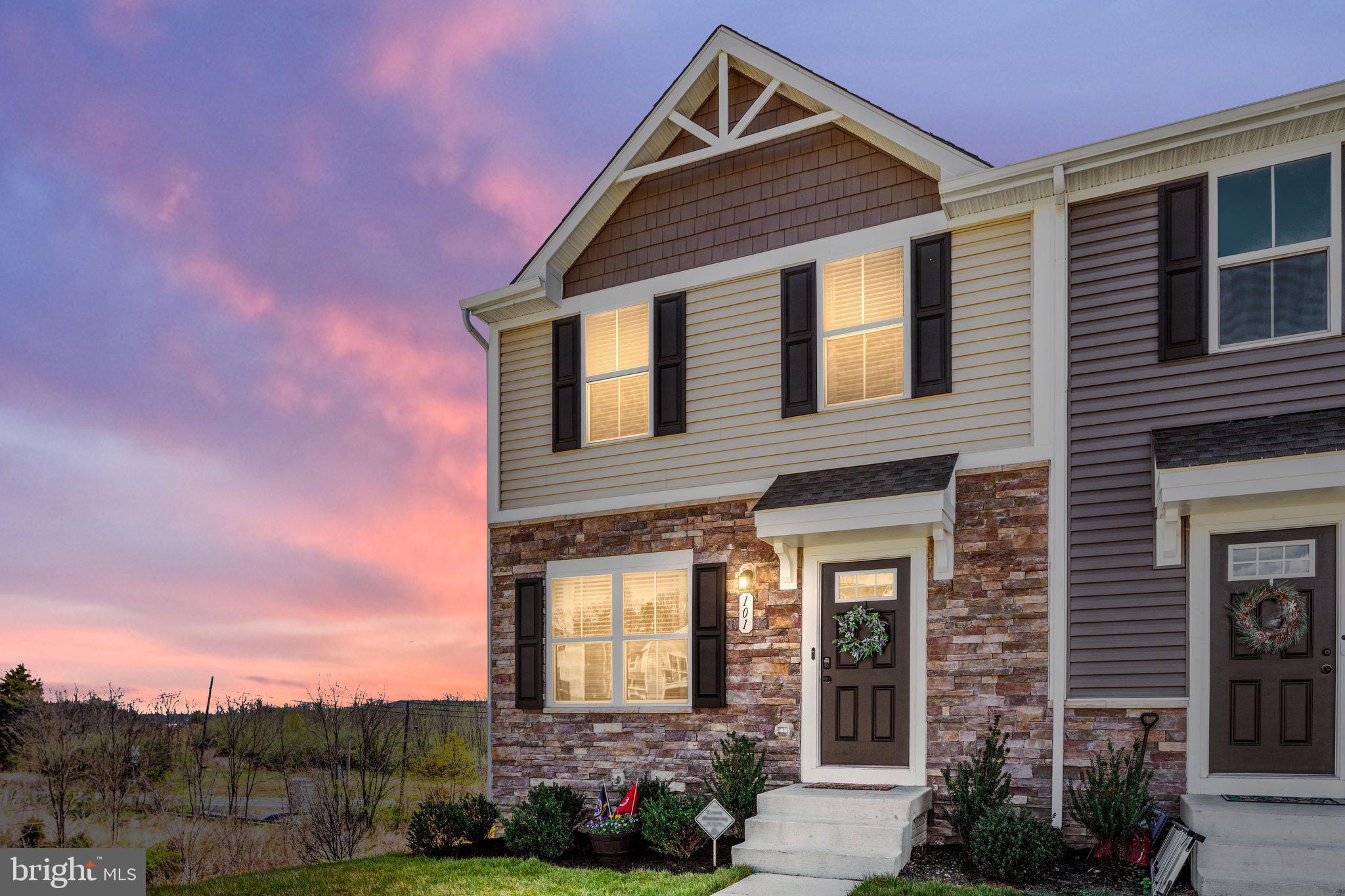 101 Williams Street Strasburg, VA 22657 - Photo 1 of 21 front view of a house with a yard