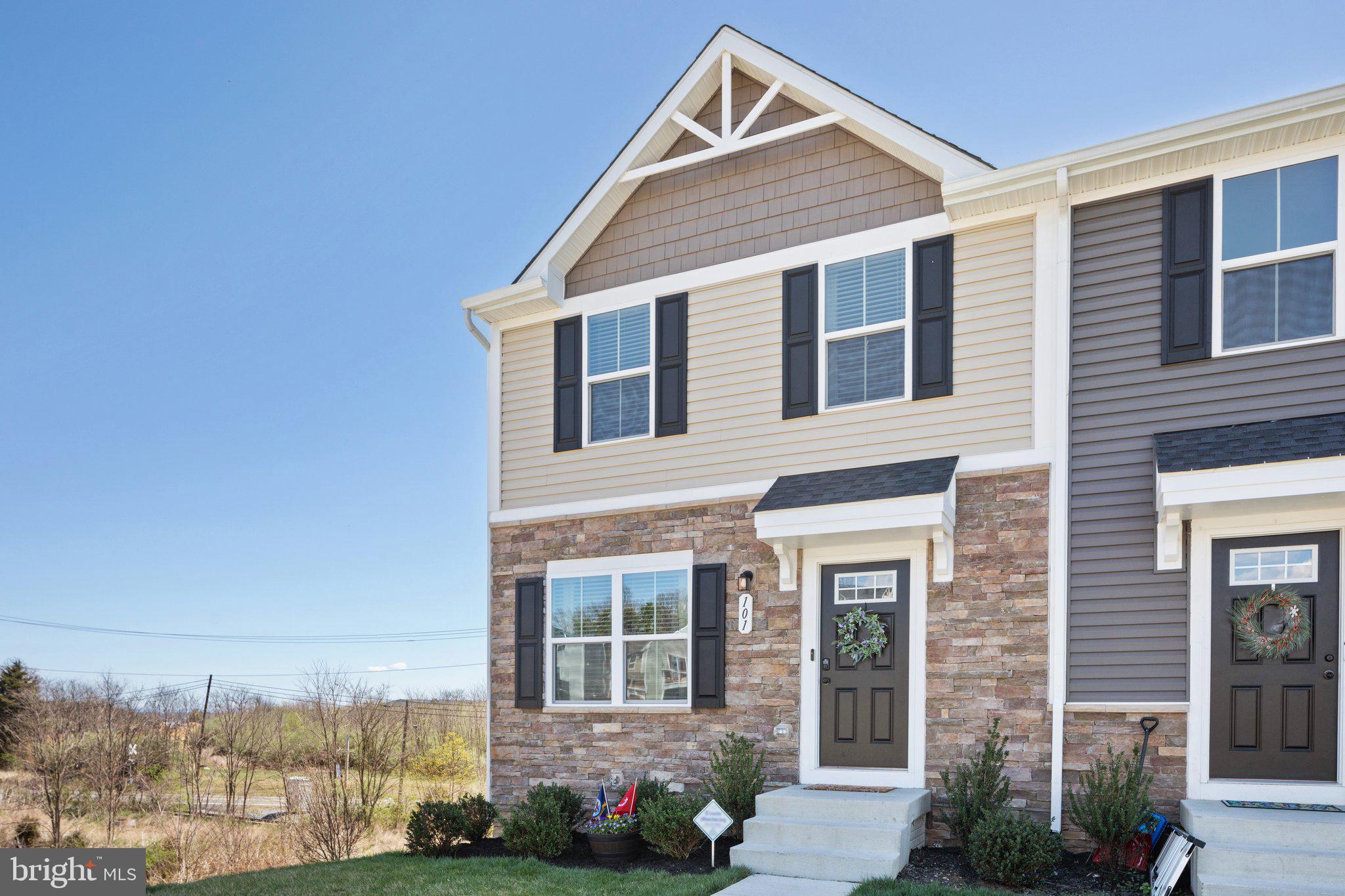 101 Williams Street Strasburg, VA 22657 - Photo 18 of 21 a view of a house with a yard