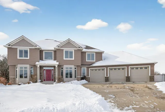 $839,900 | 785 River Park Road Southeast, Oronoco, MN 55960