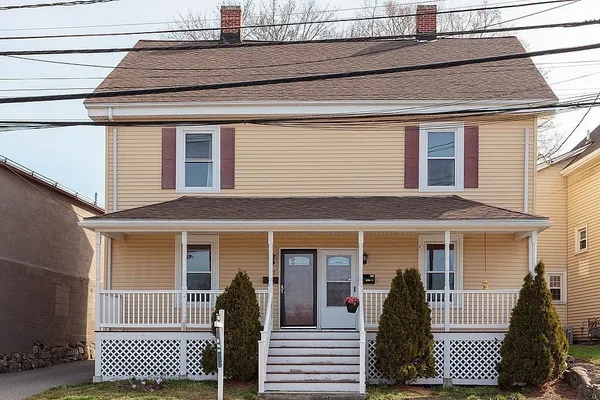 $559,900 | 87 Winn Street, Unit 1, Woburn, MA 01801
