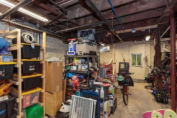 $559,900 | 87 Winn Street, Unit 1, Woburn, MA 01801