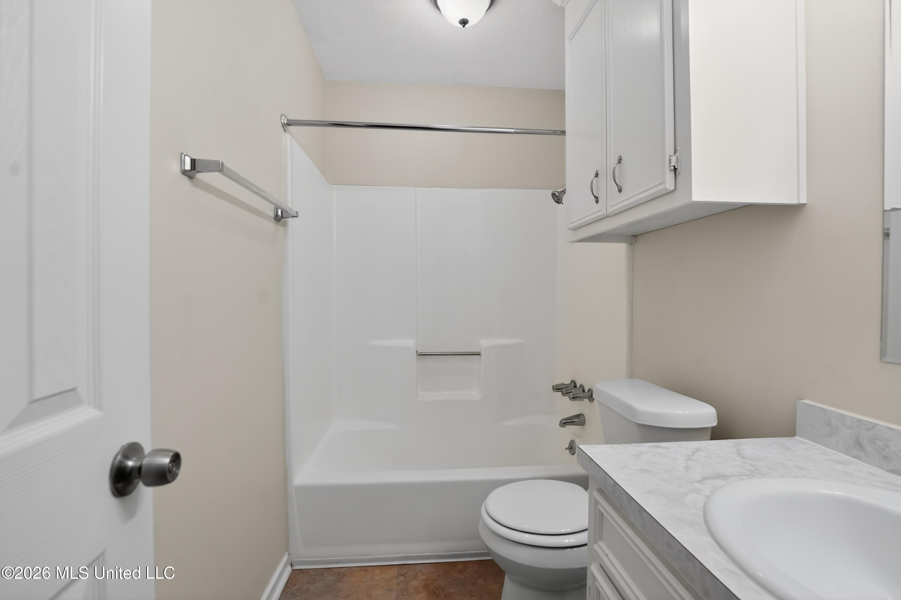 125 Brandy Run Road Brandon, MS 39047 - Photo 25 of 45 44_125_Brandy_Run_Rd_Brandon-Bathroom-66