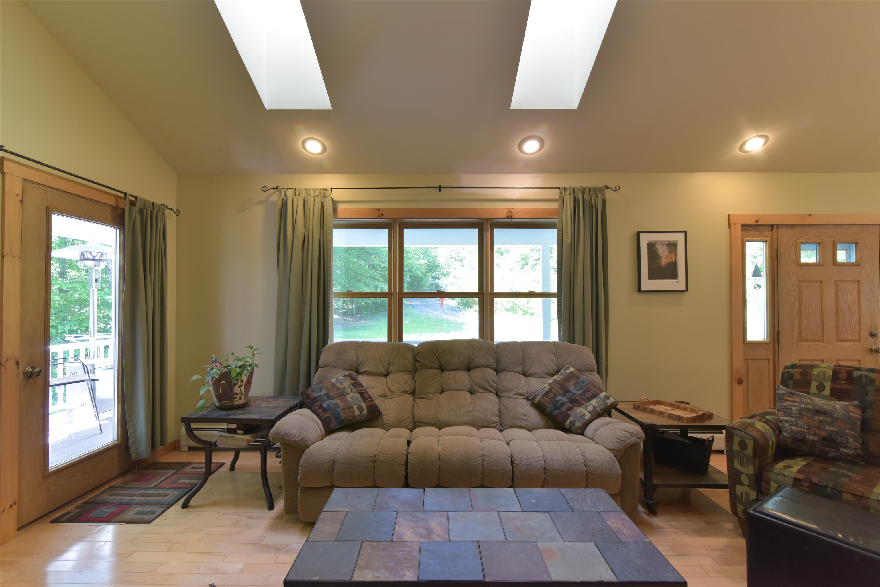 143 Ledge Road Duxbury, VT 05676 - Photo 17 of 40 Gallery Image 17