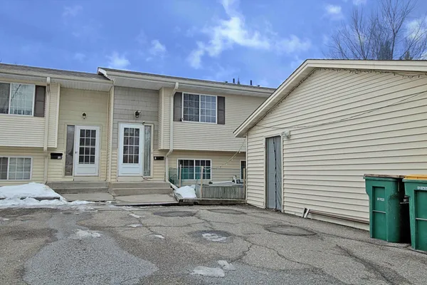 $185,000 | 4041 West 125th Street, Unit 11, Savage, MN 55378