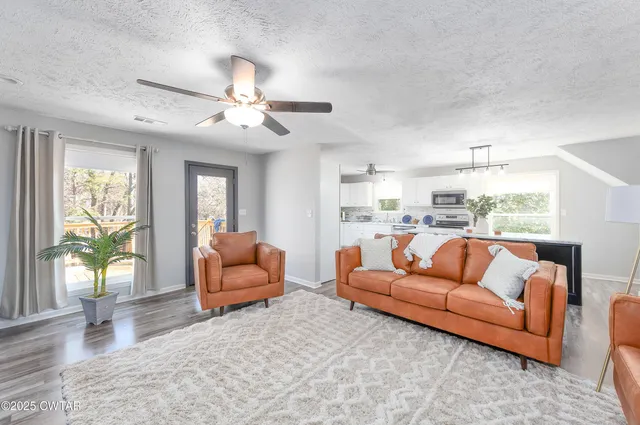 $269,900 | 364 Wallace Road, Jackson, TN 38305