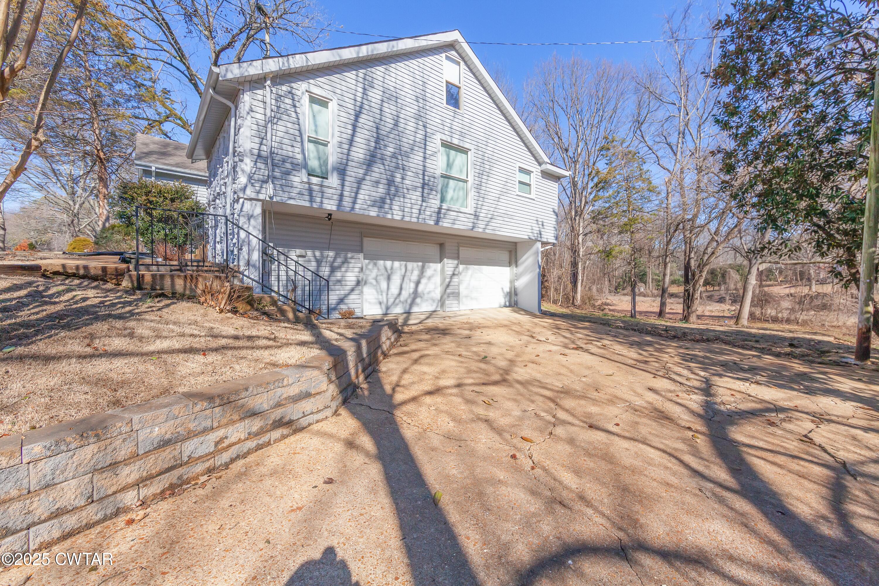 364 Wallace Road Jackson, TN 38305 - Photo 2 of 20 20250520_202247