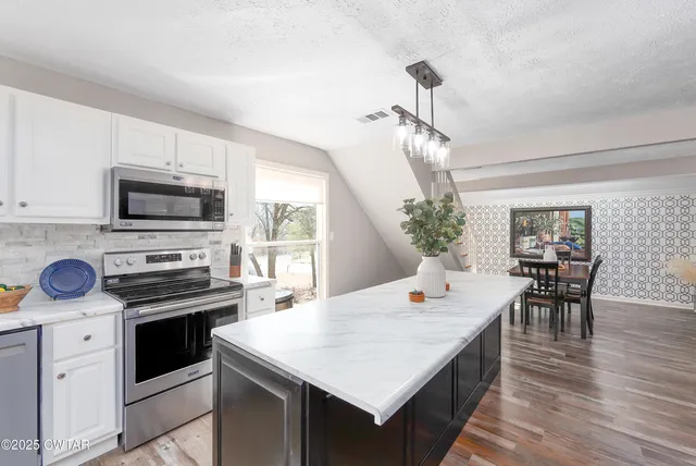 $269,900 | 364 Wallace Road, Jackson, TN 38305