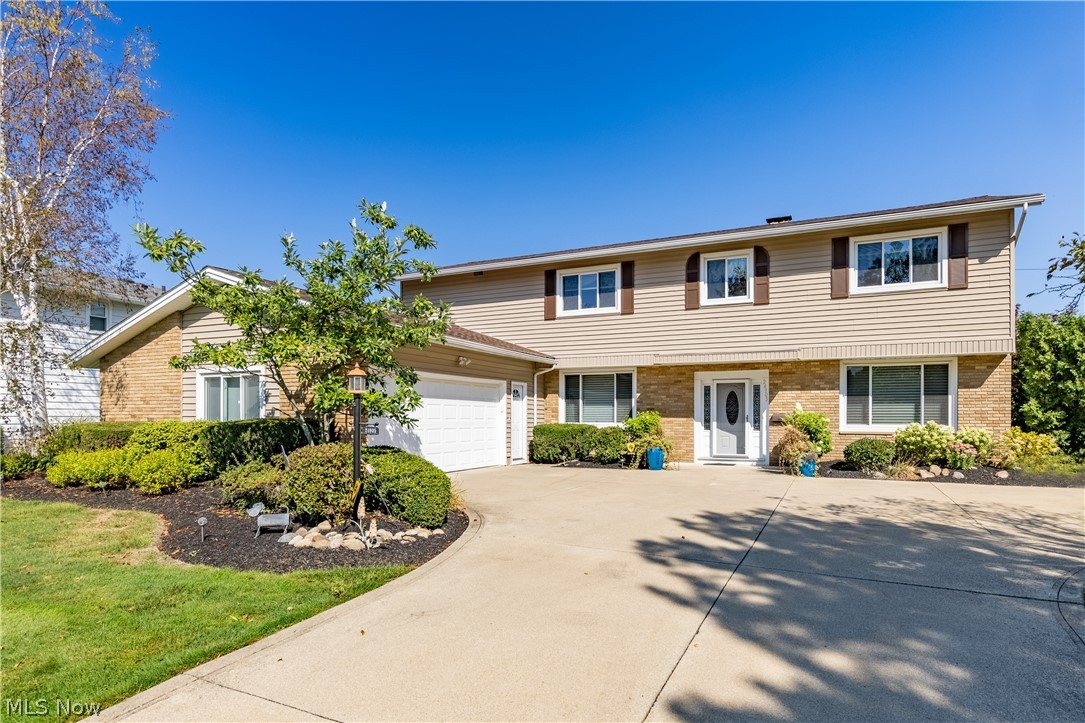 24905 Hazelmere Road Beachwood, OH 44122 - Photo 1 of 29