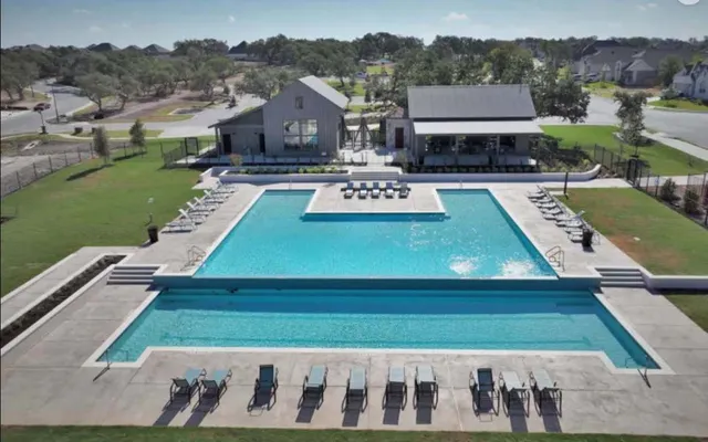 $572,601 | 827 Jackson River Loop, Kyle, TX 78640