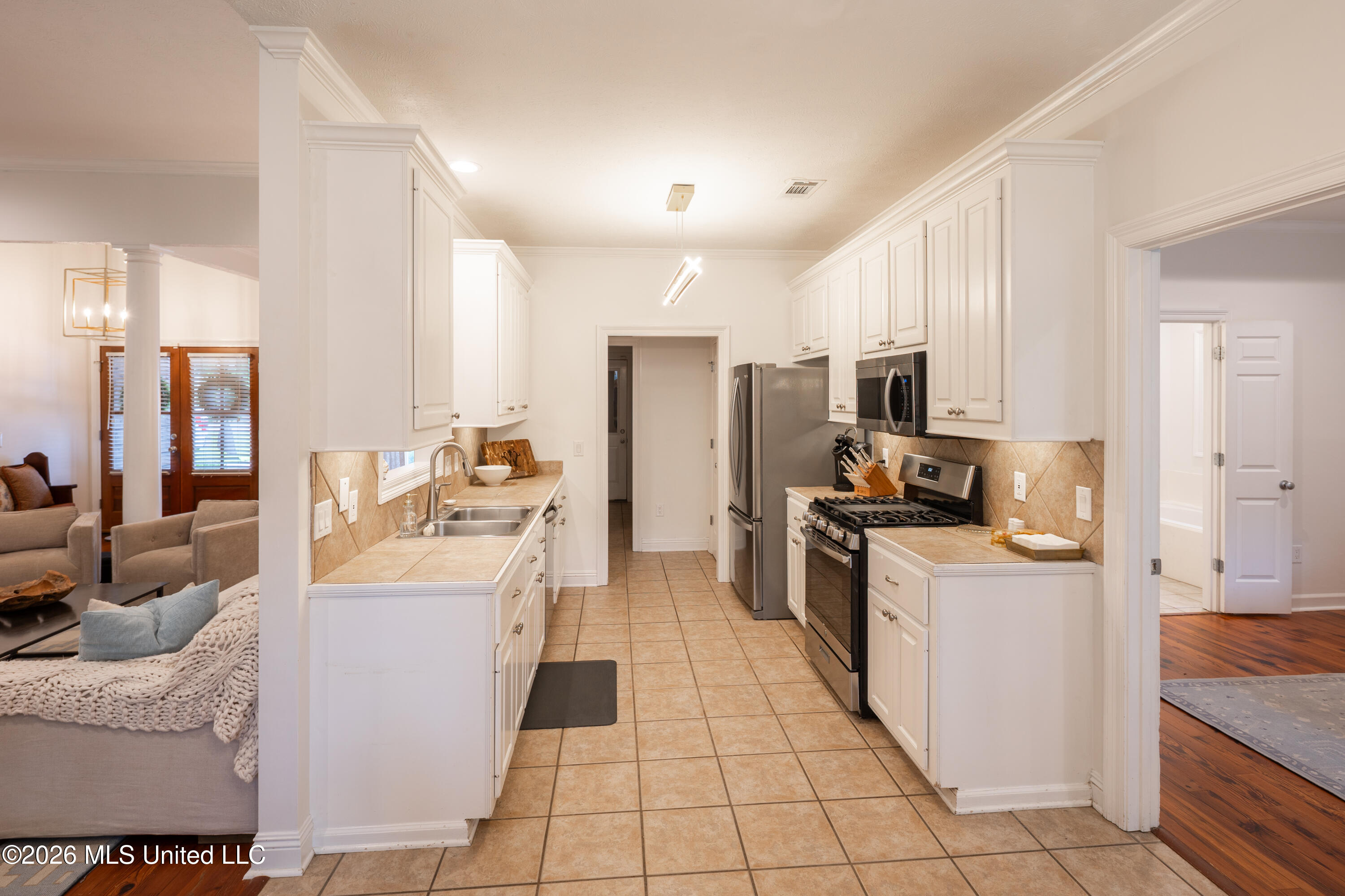 206 Pinevale Street Flowood, MS 39232 - Photo 6 of 29 Jake-007