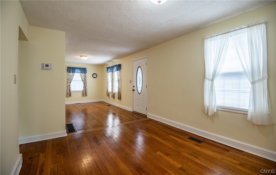 810 Massena Avenue Rome, NY 13440 - Photo 7 of 24