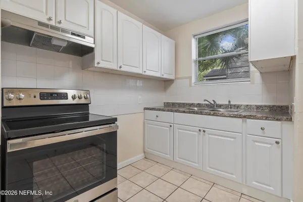 $1,300 | 3047 Post Street, Jacksonville, FL 32205