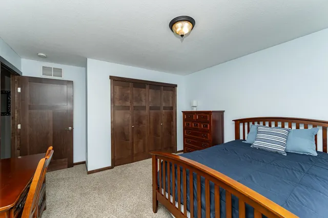 $547,500 | 1310 Lone Pine Drive Southwest, Rochester, MN 55902