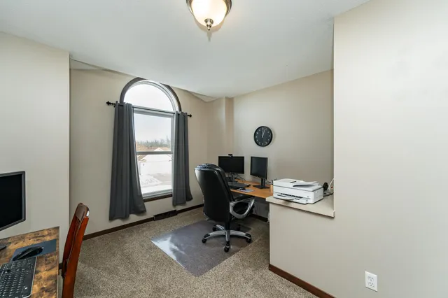 $547,500 | 1310 Lone Pine Drive Southwest, Rochester, MN 55902